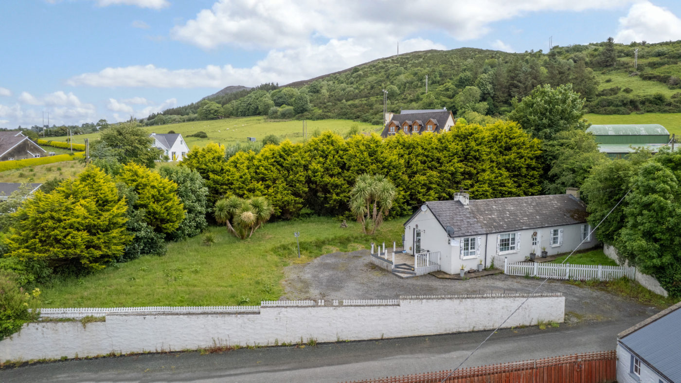 Willow Cottage, Tooban Upper, Burnfoot, Co. Donegal, F93 PX90