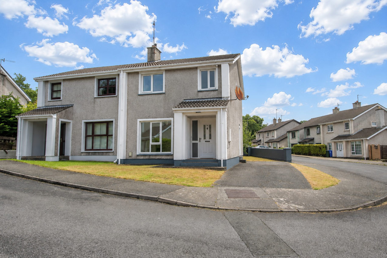 3 Oaklands Park, Letterkenny, Co. Donegal, F92 EW8C